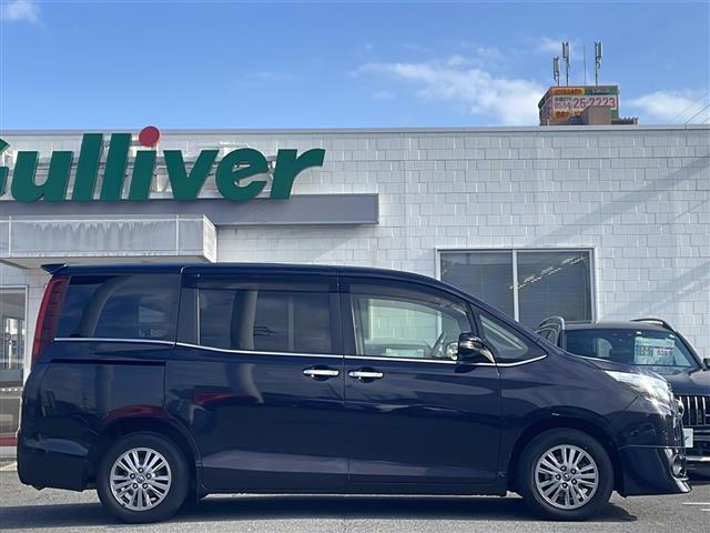 エスクァイア Ｇｉ　１オーナー／フリップダウン／純正ＳＤナビ／フルセグ／ＣＤ／ＤＶＤ／ＳＤ／Ｂｌｕｅｔｏｏｔｈ／ビルトインＥＴＣ／両側パワースライドドア／オートマチックハイビーム／プッシュスタート／スマートキー（32枚目）