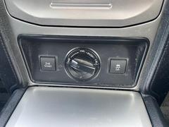 安心の全車保証付き！（※部分保証、国産車は納車後３ヶ月、輸入車は納車後１ヶ月の保証期間となります）。その他長期保証（有償）もご用意しております！※長期保証を付帯できる車両には条件がございます。 6
