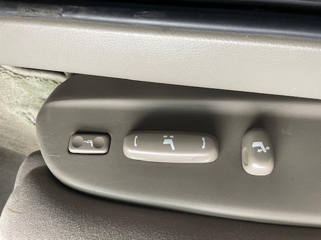 マークＸ ２５０Ｇ　Ｆパッケージ　純正ナビ　Ｄ席パワーシート　Ｂｌｕｅｔｏｏｔｈ　ＴＶ（フルセグ）　盗難防止装置　フロアマット純正　エアバッグＷ（35枚目）
