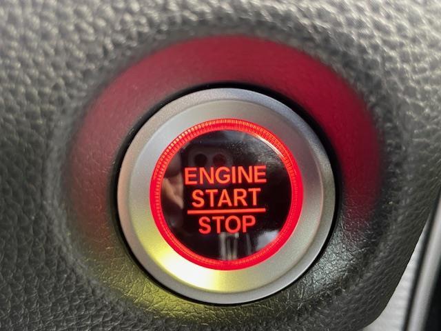 Ｎ－ＢＯＸカスタム Ｇ・Ｌターボホンダセンシング　衝突軽減ブレーキ　社外ナビ　両側パワースライドドア　クルーズコントロール　バックカメラ　車線維持支援システム　ＥＴＣ　ドライブレコーダー　３眼ＬＥＤライト　フォグランプ　カーテンエアバッグ（27枚目）