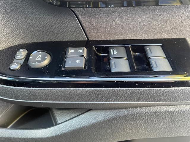 Ｎ－ＢＯＸカスタム Ｇ・Ｌターボホンダセンシング　衝突軽減ブレーキ　社外ナビ　両側パワースライドドア　クルーズコントロール　バックカメラ　車線維持支援システム　ＥＴＣ　ドライブレコーダー　３眼ＬＥＤライト　フォグランプ　カーテンエアバッグ（36枚目）