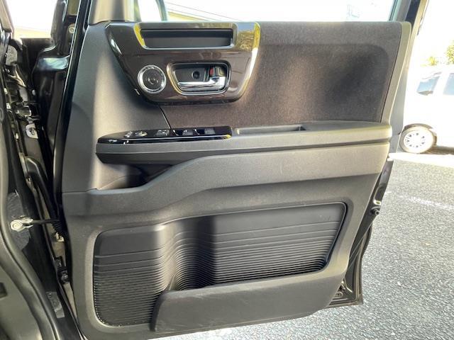 Ｎ－ＢＯＸカスタム Ｇ・Ｌターボホンダセンシング　衝突軽減ブレーキ　社外ナビ　両側パワースライドドア　クルーズコントロール　バックカメラ　車線維持支援システム　ＥＴＣ　ドライブレコーダー　３眼ＬＥＤライト　フォグランプ　カーテンエアバッグ（37枚目）