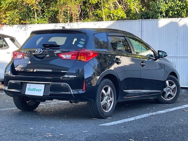 オーリス １５０Ｘ　純正ナビ　バックカメラ　ＥＴＣ　盗難防止装置　フォグランプ　純正フロアマット　パワーステアリング　ＭＴモード付ＡＴ　保証書　取扱説明書　スペアキー×１（7枚目）