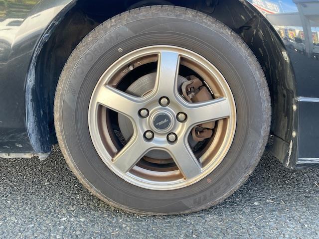 オーリス １５０Ｘ　純正ナビ　バックカメラ　ＥＴＣ　盗難防止装置　フォグランプ　純正フロアマット　パワーステアリング　ＭＴモード付ＡＴ　保証書　取扱説明書　スペアキー×１（13枚目）