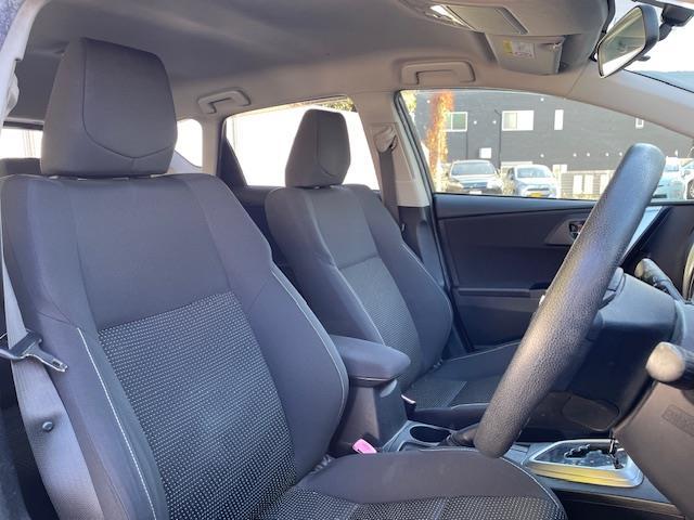 オーリス １５０Ｘ　純正ナビ　バックカメラ　ＥＴＣ　盗難防止装置　フォグランプ　純正フロアマット　パワーステアリング　ＭＴモード付ＡＴ　保証書　取扱説明書　スペアキー×１（38枚目）