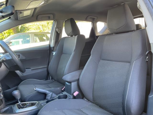 オーリス １５０Ｘ　純正ナビ　バックカメラ　ＥＴＣ　盗難防止装置　フォグランプ　純正フロアマット　パワーステアリング　ＭＴモード付ＡＴ　保証書　取扱説明書　スペアキー×１（39枚目）