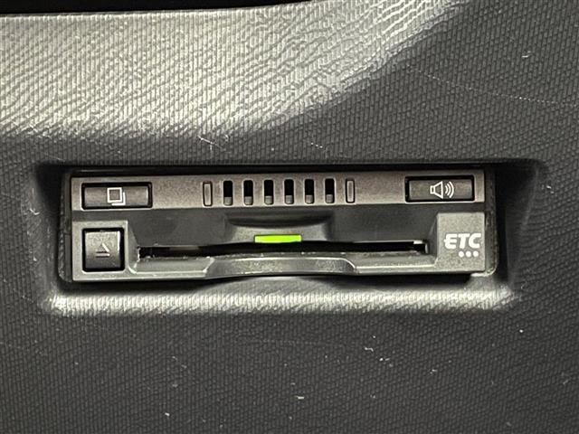 アクア Ｓ　スタイルブラック　社外マフラーチップ／社外１５インチアルミホイールＢＡＬＭＩＮＵＭ／純正９インチナビ／バックカメラ／ＥＴＣ／ドラレコ一体型ＧＰＳ探知機ＣＯＭＴＥＣ／プリクラッシュＳ／シートヒーター／クリアランスソナ－（32枚目）