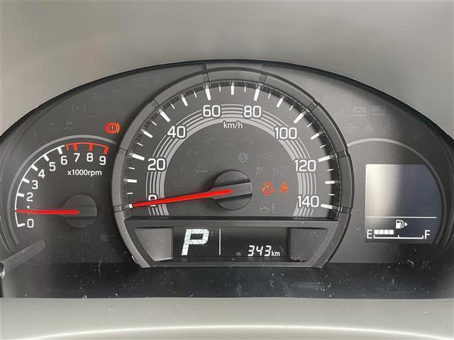 ＮＶ１００クリッパーバン ＤＸ　登録時３４３ｋｍ／ワンオーナー／純正オーディオ／横滑り防止／衝突被害軽減ブレーキ／ふらつき警報／車線逸脱警報／アイドリングストップ／電格ミラー／純正ラバーマット／電源ソケット／ＵＳＢ端子×１　Ｃ端子１（8枚目）