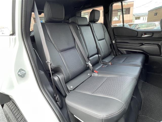 ランドクルーザー250 VX ワンオーナー/ムーンルーフ/デジタルインナーミラー/純正12.3インチナビ/ フルセグTV/パノラミックビューモニター/ルーフレール/パワーバックドア/黒レザー/前後ドラレコ/ステアリングヒーター(26枚目)