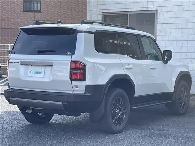 ランドクルーザー250 VX ワンオーナー/ムーンルーフ/デジタルインナーミラー/純正12.3インチナビ/ フルセグTV/パノラミックビューモニター/ルーフレール/パワーバックドア/黒レザー/前後ドラレコ/ステアリングヒーター(32枚目)