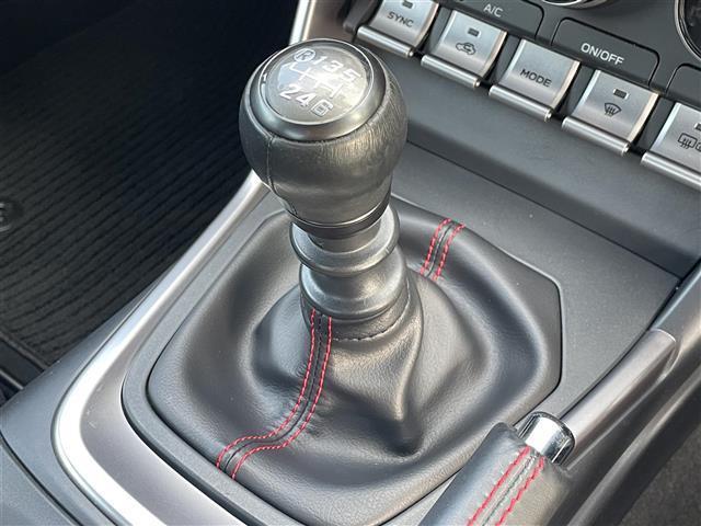 BRZ S MT車/アルパインナビ/Bluetooth/フルセグTV/バックカメラ/後側方警戒支援/クルーズコントロール/純正18インチAW/ドラレコ/ETC2.0/黒ハーフレザーシート/シートヒーター(10枚目)