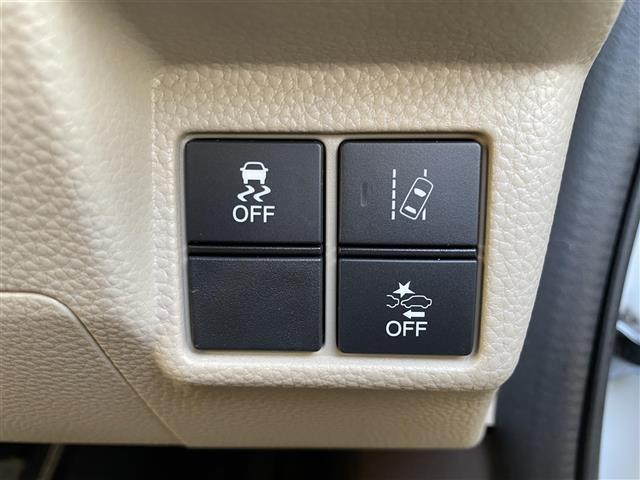 N-BOX G・Lホンダセンシング KENWOODナビ/バックカメラ/ETC/ドラレコ/片側パワスラ/衝突軽減ブレーキ/車線逸脱警報/誤発進抑制機能/コーナーセンサー/路外逸脱抑制機能/アダプティブクルーズコントロール/LKAS(18枚目)