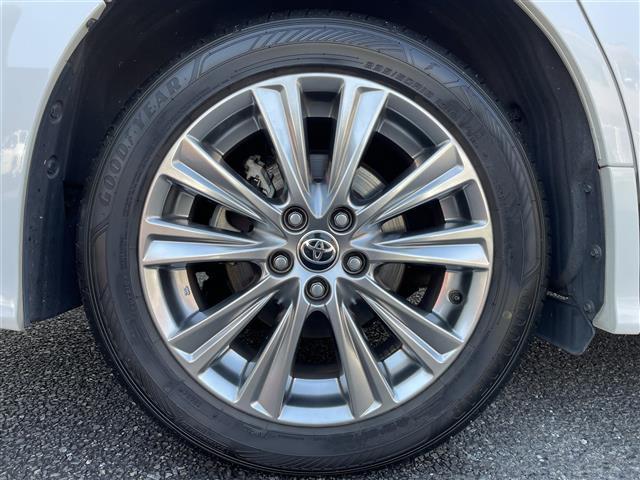 アルファード ２．５Ｓ　タイプゴールド　ワンオーナー／サンルーフ／純正１２．１インチフリップダウンモニター／純正９インチコネクティットナビ／バックカメラ／黒ハーフレザー／両側パワスラ／クリアランスソナー／ＥＴＣ／レーダークルーズコントロール（7枚目）