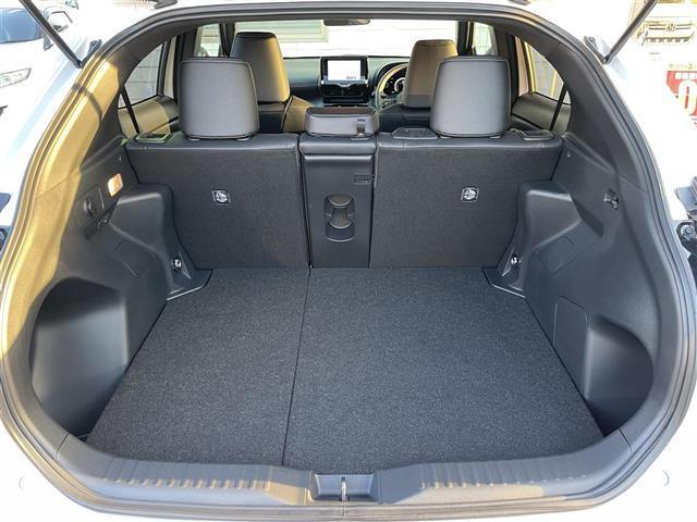 ヤリスクロス ハイブリッドZ ワンオーナー/黒ハーフレザーシート/純正8インチディスプレイオーディオナビキット有/フルセグTV/パノラミックビューモニター/ETC2.0/ブラインドスポットモニター/コーナーセンサー/シートヒーター(27枚目)