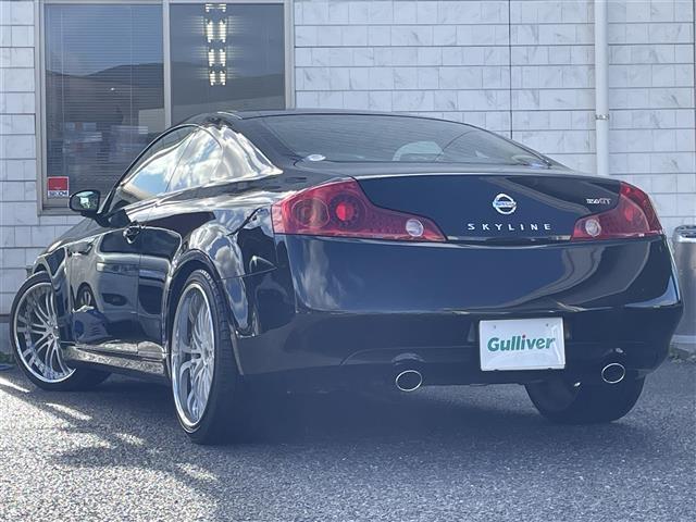 スカイライン 350GT ワンオーナー/サンルーフ/フジツボマフラー/車高調インパルサスペンション/オートクチュール20インチアルミホイール/BOSEサウンド/純正ナビ/黒ハーフレザーシート/積載品オートクチュールグリル(3枚目)