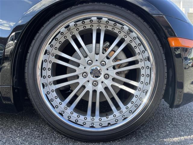 スカイライン 350GT ワンオーナー/サンルーフ/フジツボマフラー/車高調インパルサスペンション/オートクチュール20インチアルミホイール/BOSEサウンド/純正ナビ/黒ハーフレザーシート/積載品オートクチュールグリル(7枚目)