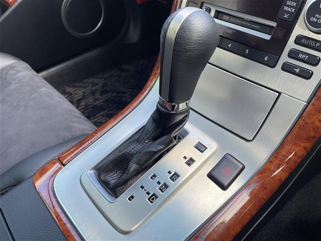 スカイライン 350GT ワンオーナー/サンルーフ/フジツボマフラー/車高調インパルサスペンション/オートクチュール20インチアルミホイール/BOSEサウンド/純正ナビ/黒ハーフレザーシート/積載品オートクチュールグリル(31枚目)