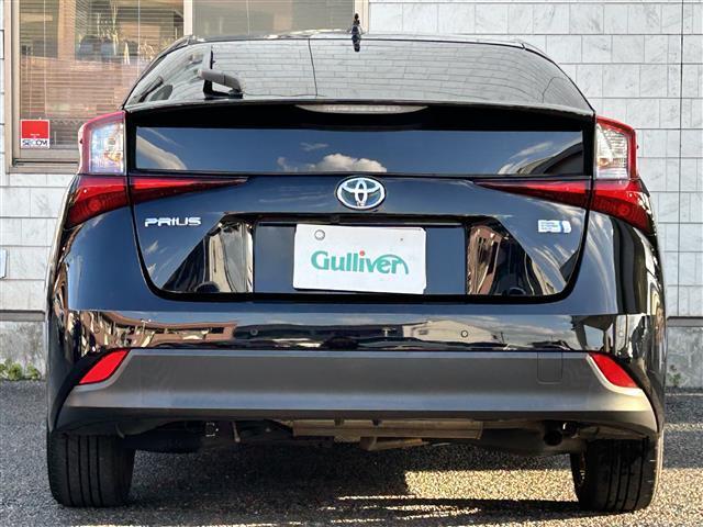 プリウス S 純正9インチナビ/Bluetooth/バックカメラ/ETC/レーンディパーチャーアラート/プリクラッシュS/レーダークルーズコントロール/コーナーセンサー/純正ドラレコ/LEONIS17インチAW(5枚目)