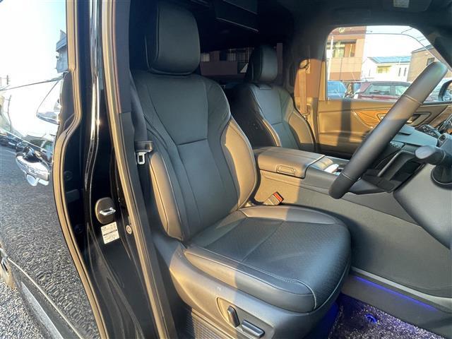 アルファードハイブリッド エグゼクティブラウンジ　ワンオーナー／モデリスタエアロフロント／サイド／リヤ／マルチカラーインテリアイルミ／左右独立ムーンルーフ／純正１４インチフリップダウンモニター／ＪＢＬサウンド／ユニバーサルステップ左右／デジタルＭ（18枚目）