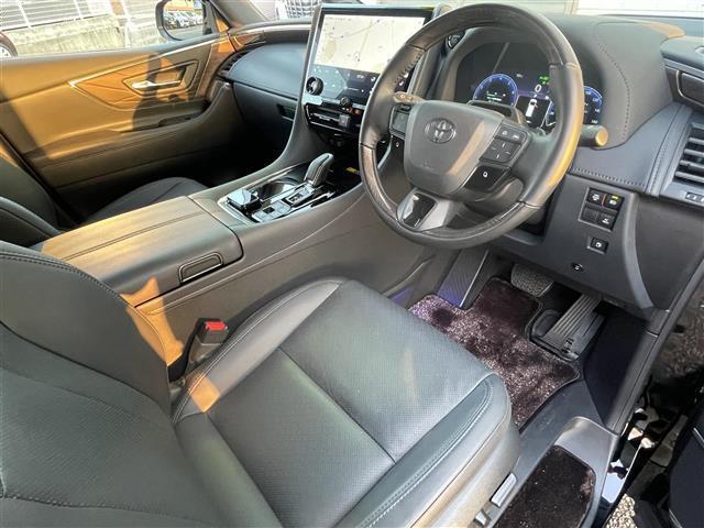 アルファードハイブリッド エグゼクティブラウンジ　ワンオーナー／モデリスタエアロフロント／サイド／リヤ／マルチカラーインテリアイルミ／左右独立ムーンルーフ／純正１４インチフリップダウンモニター／ＪＢＬサウンド／ユニバーサルステップ左右／デジタルＭ（19枚目）