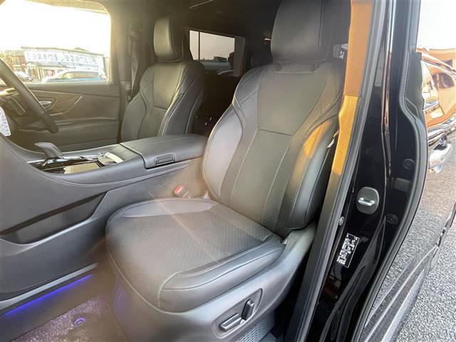 アルファードハイブリッド エグゼクティブラウンジ　ワンオーナー／モデリスタエアロフロント／サイド／リヤ／マルチカラーインテリアイルミ／左右独立ムーンルーフ／純正１４インチフリップダウンモニター／ＪＢＬサウンド／ユニバーサルステップ左右／デジタルＭ（21枚目）