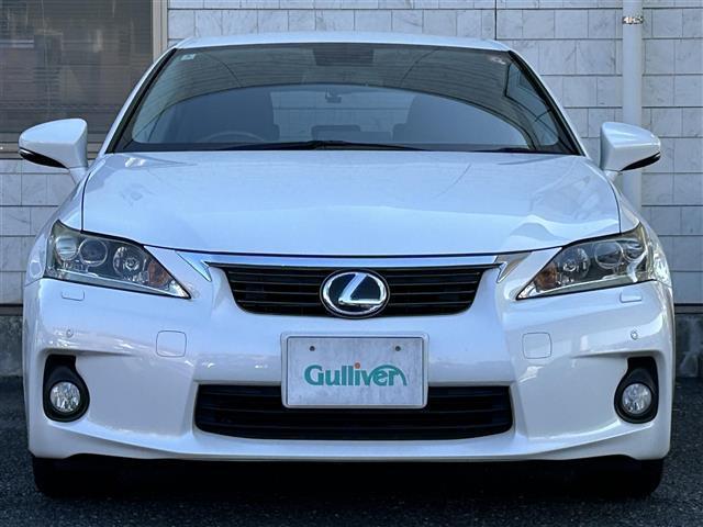 ＣＴ ＣＴ２００ｈ　バージョンＬ　純正ＨＤＤナビ／フルセグＴＶ／バックカメラ／黒レザーシート／ビルトインＥＴＣ／パドルシフト／前後ドライブレコーダーＣＯＭＴＥＣ／クルーズコントロール／コーナーセンサー／ステアリングヒーター／純１７ＡＷ（4枚目）