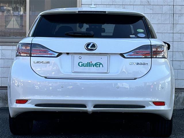 ＣＴ ＣＴ２００ｈ　バージョンＬ　純正ＨＤＤナビ／フルセグＴＶ／バックカメラ／黒レザーシート／ビルトインＥＴＣ／パドルシフト／前後ドライブレコーダーＣＯＭＴＥＣ／クルーズコントロール／コーナーセンサー／ステアリングヒーター／純１７ＡＷ（5枚目）