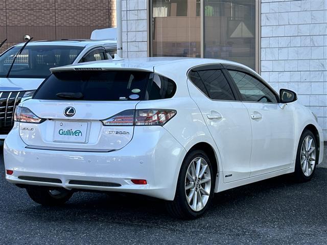 ＣＴ ＣＴ２００ｈ　バージョンＬ　純正ＨＤＤナビ／フルセグＴＶ／バックカメラ／黒レザーシート／ビルトインＥＴＣ／パドルシフト／前後ドライブレコーダーＣＯＭＴＥＣ／クルーズコントロール／コーナーセンサー／ステアリングヒーター／純１７ＡＷ（29枚目）