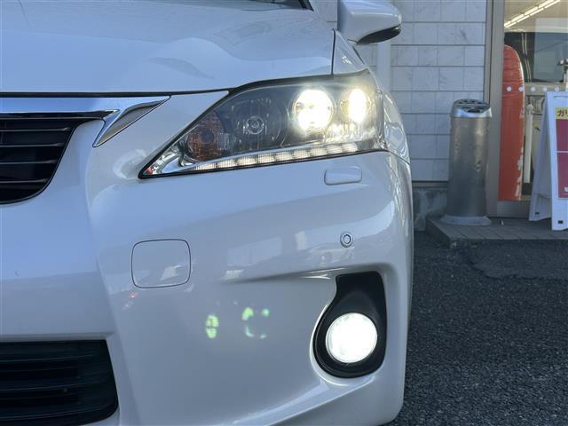 ＣＴ ＣＴ２００ｈ　バージョンＬ　純正ＨＤＤナビ／フルセグＴＶ／バックカメラ／黒レザーシート／ビルトインＥＴＣ／パドルシフト／前後ドライブレコーダーＣＯＭＴＥＣ／クルーズコントロール／コーナーセンサー／ステアリングヒーター／純１７ＡＷ（31枚目）