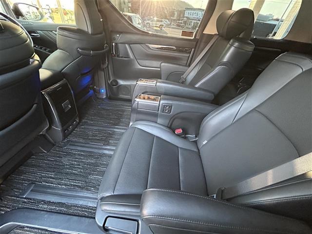 ヴェルファイア 2.5Z Gエディション モデリスタエアロリア/フロントガーニッシュ/ツインムーンルーフ/純正10.1インチフリップダウンモニター/JBLサウンド/純正9インチメーカーナビ/全方位カメラ/黒レザーシート/レーダー探知機/ETC(16枚目)