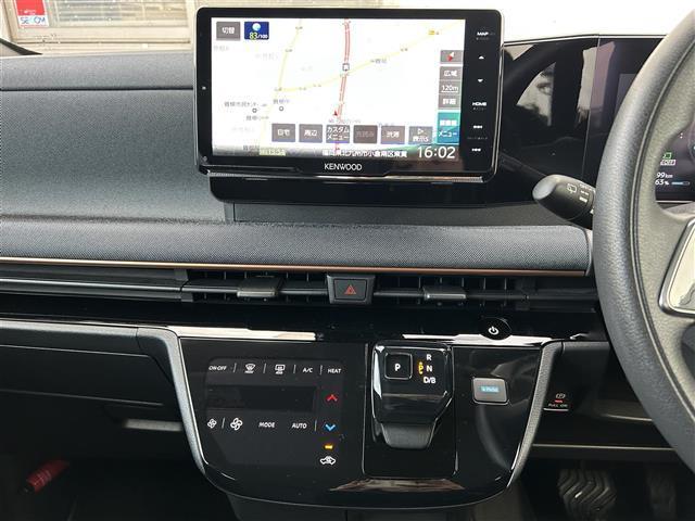 サクラ Ｘ　ワンオーナー車／ＫＥＮＷＯＯＤ９インチナビ／フルセグＴＶ／車線逸脱警報／踏み間違い衝突防止／先行車発進お知らせ／速度／道路標識表示／フロント／リヤソナー／ふらつき警報／前後ドラレコ／充電ケーブル（10枚目）