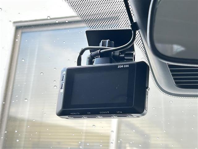 サクラ Ｘ　ワンオーナー車／ＫＥＮＷＯＯＤ９インチナビ／フルセグＴＶ／車線逸脱警報／踏み間違い衝突防止／先行車発進お知らせ／速度／道路標識表示／フロント／リヤソナー／ふらつき警報／前後ドラレコ／充電ケーブル（14枚目）