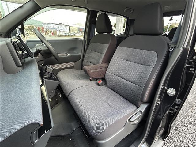 サクラ Ｘ　ワンオーナー車／ＫＥＮＷＯＯＤ９インチナビ／フルセグＴＶ／車線逸脱警報／踏み間違い衝突防止／先行車発進お知らせ／速度／道路標識表示／フロント／リヤソナー／ふらつき警報／前後ドラレコ／充電ケーブル（20枚目）