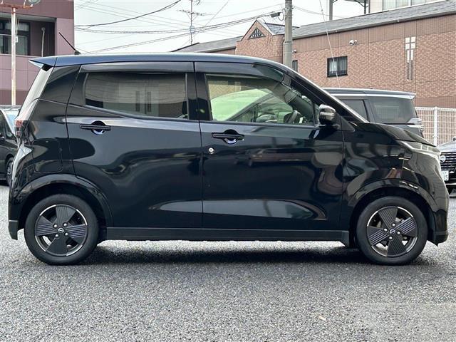 サクラ Ｘ　ワンオーナー車／ＫＥＮＷＯＯＤ９インチナビ／フルセグＴＶ／車線逸脱警報／踏み間違い衝突防止／先行車発進お知らせ／速度／道路標識表示／フロント／リヤソナー／ふらつき警報／前後ドラレコ／充電ケーブル（29枚目）