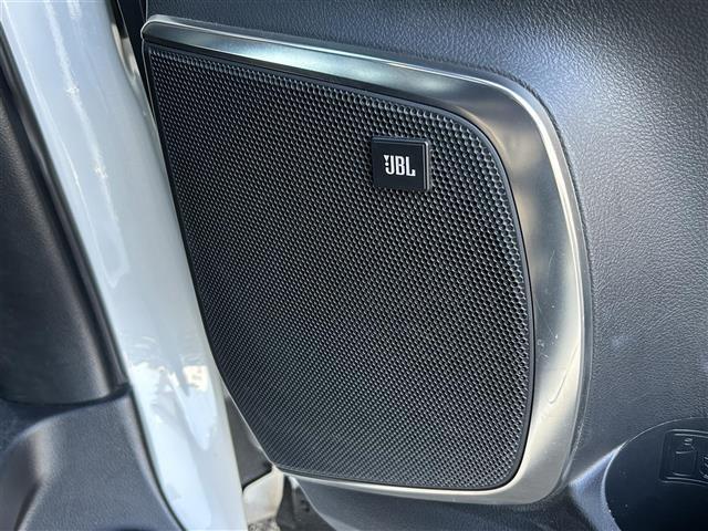 アルファードハイブリッド SR Cパッケージ ワンオーナー/サンルーフ/JBLサウンド/純正12.1インチフリップダウンモニター/デジタルインナーミラー/純正10.5インチナビ/パノラミックビューモニター/黒レザー/ブラインドスポットモニター(13枚目)