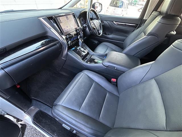 アルファードハイブリッド SR Cパッケージ ワンオーナー/サンルーフ/JBLサウンド/純正12.1インチフリップダウンモニター/デジタルインナーミラー/純正10.5インチナビ/パノラミックビューモニター/黒レザー/ブラインドスポットモニター(24枚目)