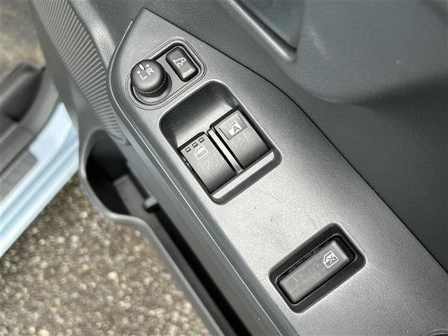 ハイゼットキャディー Dデラックス SAIII KENWOODメモリナビ/Bluetooth/フルセグTV/スマートアシストIII/衝突警報機能/衝突回避支援ブレーキ/誤発進抑制機能/車線逸脱警報機能/オートハイビーム/ETC/リアコーナーセンサー(15枚目)