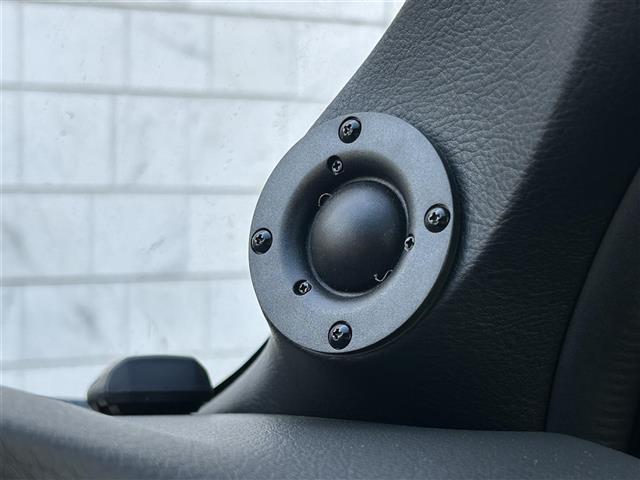 キャラバン ロンググランドプレミアムGX ワンオーナー/純正マルチベット、テーブルキット/純正車内カーテン/インテリジェントルームミラー/アルパイン11インチナビ/アラウンドビューモニター/NITRO POWER17インチAW/前後ドラレコ(39枚目)