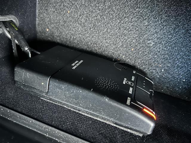 クラウンハイブリッド RSアドバンス ワンオーナー/デジタルインナーミラー/12.3インチ純コネクテッドナビ/パノラミックビューモニター/ブラインドスポットモニター/クリアランスソナー/黒レザーシート/ドラレコ/レーダー/純18インチAW(37枚目)