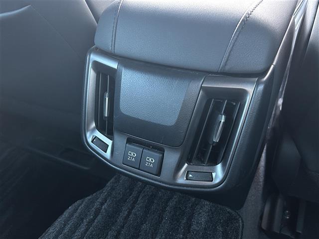 クラウンハイブリッド RSアドバンス ワンオーナー/デジタルインナーミラー/12.3インチ純コネクテッドナビ/パノラミックビューモニター/ブラインドスポットモニター/クリアランスソナー/黒レザーシート/ドラレコ/レーダー/純18インチAW(40枚目)