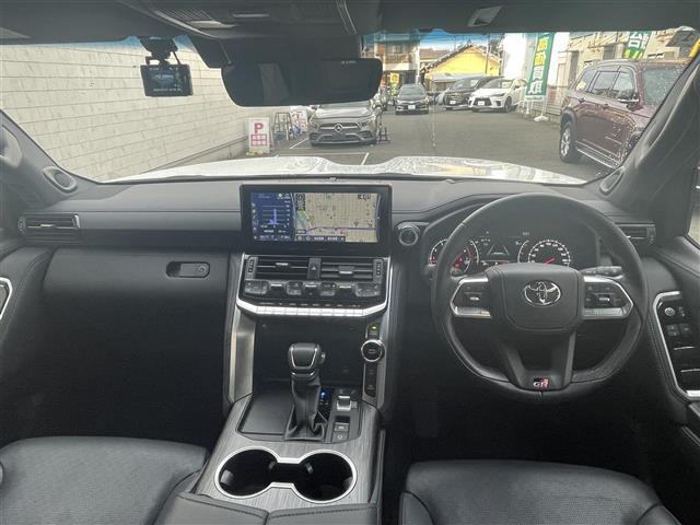 ランドクルーザー GRスポーツ ワンオーナー/ムーンルーフ/ブラックルーフレール/黒革/シートヒーター/ベンチレーション/クールボックス/ナビTV/JBL/リアエンターテイメント/パワーバックドア/寒冷地仕様(9枚目)