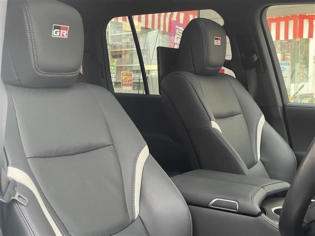 ランドクルーザー GRスポーツ ワンオーナー/ムーンルーフ/ブラックルーフレール/黒革/シートヒーター/ベンチレーション/クールボックス/ナビTV/JBL/リアエンターテイメント/パワーバックドア/寒冷地仕様(10枚目)