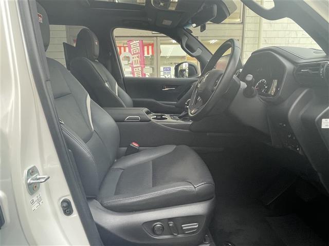 ランドクルーザー GRスポーツ ワンオーナー/ムーンルーフ/ブラックルーフレール/黒革/シートヒーター/ベンチレーション/クールボックス/ナビTV/JBL/リアエンターテイメント/パワーバックドア/寒冷地仕様(12枚目)