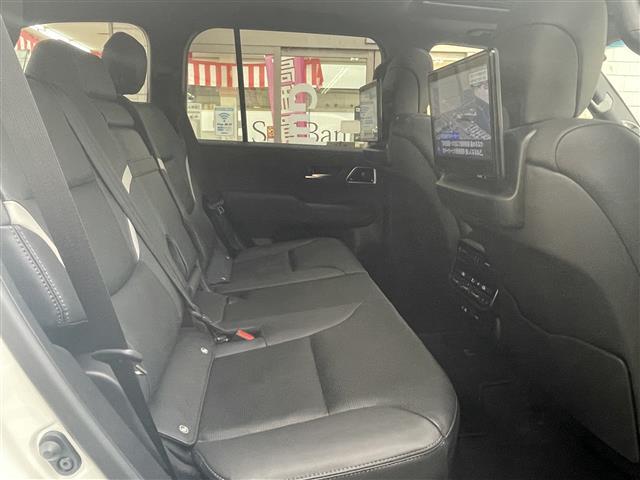 ランドクルーザー GRスポーツ ワンオーナー/ムーンルーフ/ブラックルーフレール/黒革/シートヒーター/ベンチレーション/クールボックス/ナビTV/JBL/リアエンターテイメント/パワーバックドア/寒冷地仕様(15枚目)