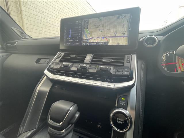 ランドクルーザー GRスポーツ ワンオーナー/ムーンルーフ/ブラックルーフレール/黒革/シートヒーター/ベンチレーション/クールボックス/ナビTV/JBL/リアエンターテイメント/パワーバックドア/寒冷地仕様(22枚目)