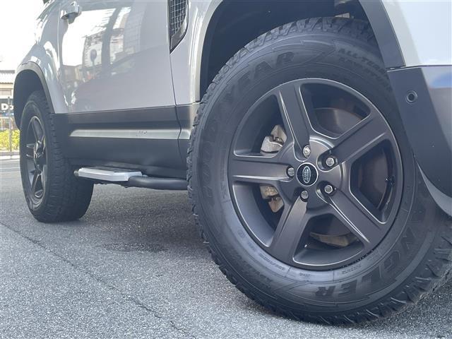 ディフェンダー 90S P300 スライディングパノラミックルーフ/ドライバーアシストパック/純正ナビ/Bluetooth/MERIDIANサウンド/全周囲/パワーシート/LEDヘッドライト/衝突軽減/ブラインドスポット/純正AW(21枚目)