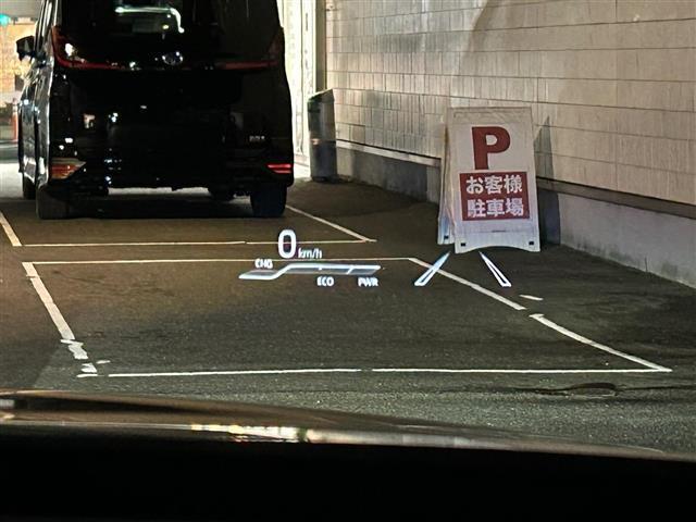 ハリアーハイブリッド Z レザーパッケージ 4WD/パノラマルーフ/黒革/パワーシート/シートヒーター/ベンチレーション/JBL/純正12.3型ナビ/地デジTV/全周囲/セーフティセンス/ハンズフリーパワーバックドア/純正AW(10枚目)