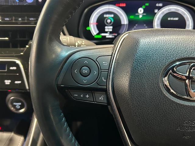 ハリアーハイブリッド Z レザーパッケージ 4WD/パノラマルーフ/黒革/パワーシート/シートヒーター/ベンチレーション/JBL/純正12.3型ナビ/地デジTV/全周囲/セーフティセンス/ハンズフリーパワーバックドア/純正AW(11枚目)