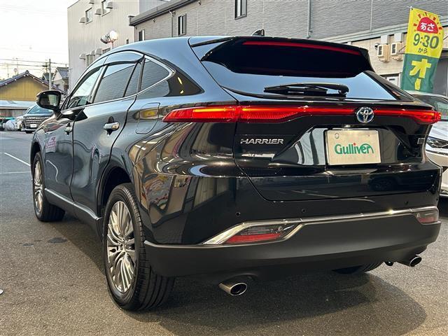 ハリアーハイブリッド Z レザーパッケージ 4WD/パノラマルーフ/黒革/パワーシート/シートヒーター/ベンチレーション/JBL/純正12.3型ナビ/地デジTV/全周囲/セーフティセンス/ハンズフリーパワーバックドア/純正AW(28枚目)