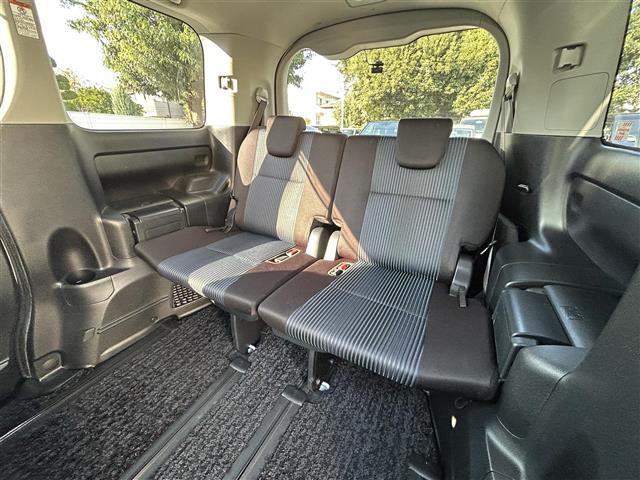 ヴォクシー ＺＳ（11枚目）